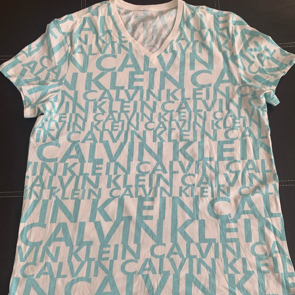 Calvin Klein T-shirt